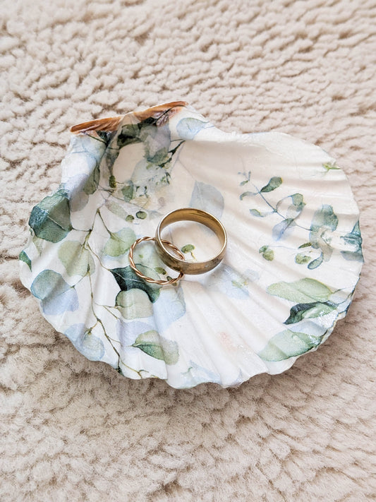 Decoupage Workshop: Kreative Muschelschalen bemalen