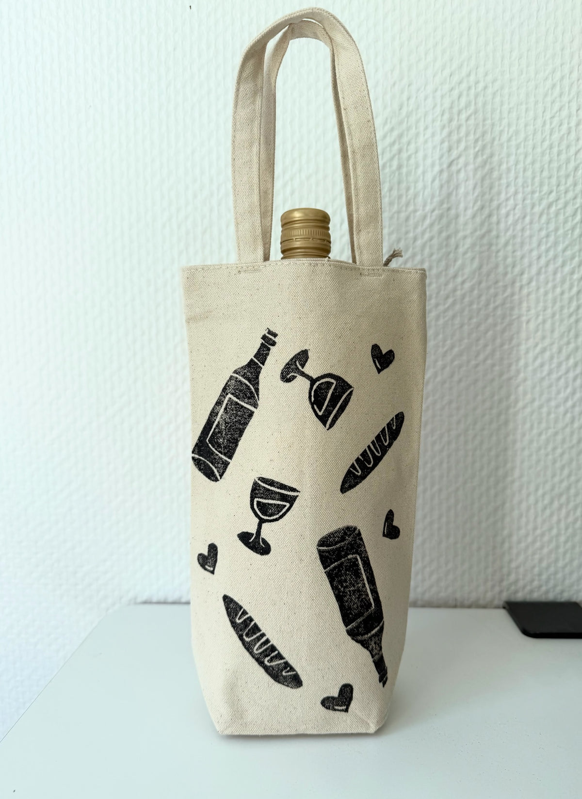 Linoldruck auf Weintasche - Wine & Print