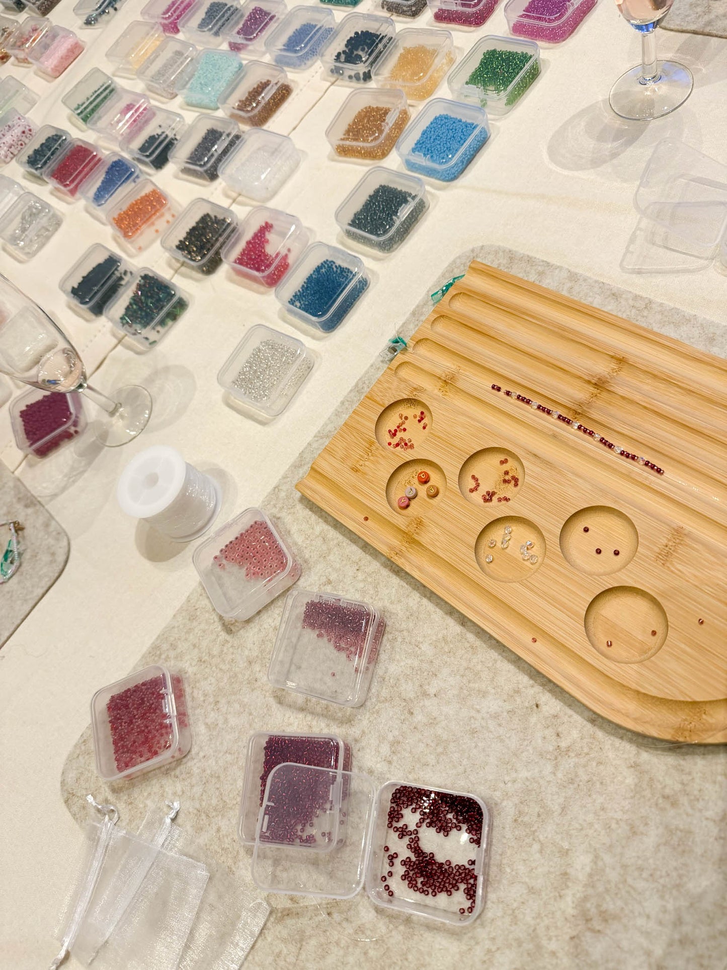 Schmuck Workshop: Armbänder gestalten