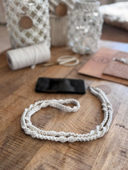 Workshop: Makramee-Handyketten